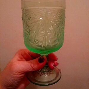 Tiara glass globets green set of 4 brand new